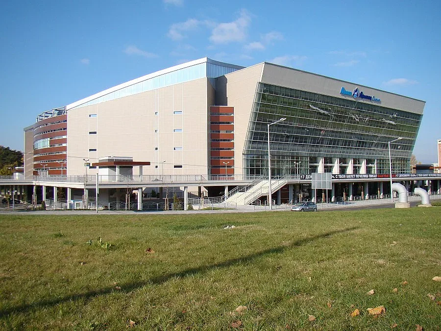 Редят 4 татамита за европейско в "Арената"