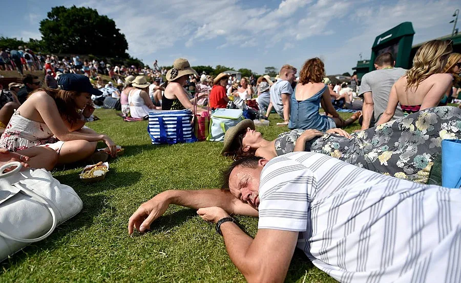 Сигнал за пожар евакуира кортовете на Уимбълдън