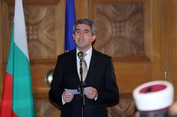 Президентът връчва отличия на работилите по строежа на метрото