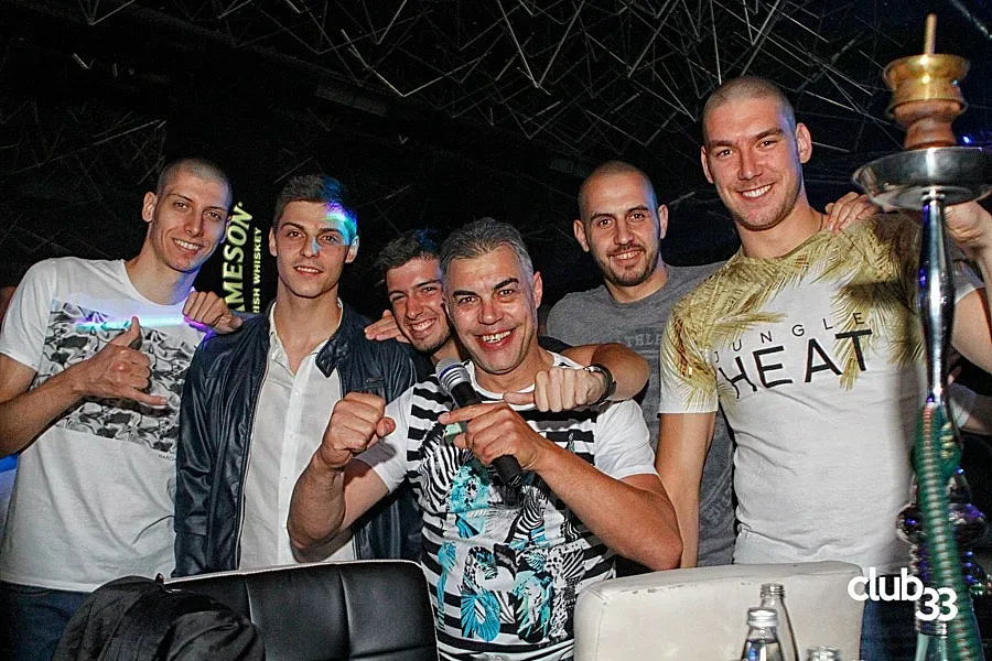 Волейболистите вилняха в чалготека