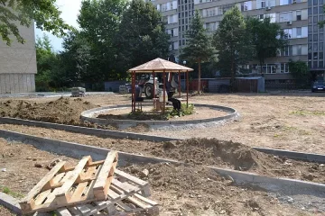 В Казанлък започнаха да изграждат нов парк  
