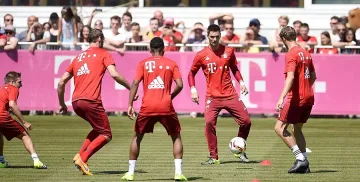 Официално: "Байерн" привлече Дъглас Коста 