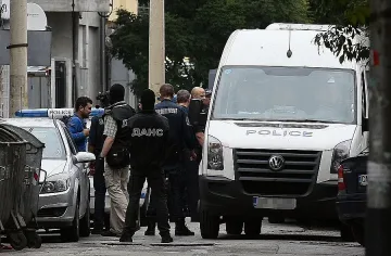 Близо 30 задържани при спецоперацията в София (СНИМКИ)