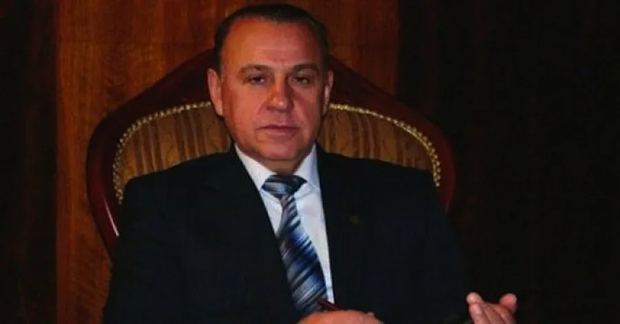 Махат Величко Адамов  от Свищовската академия