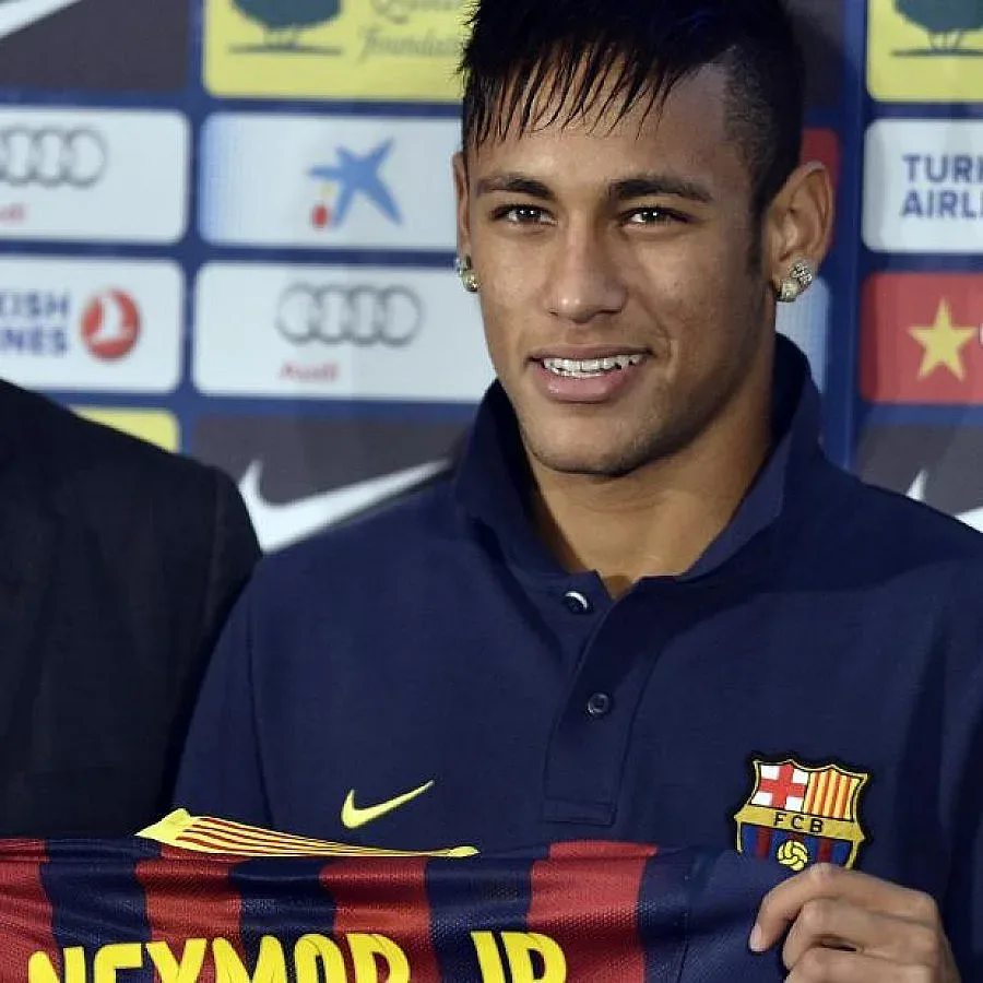 "Барса" увисна с още Е27 млн. за Неймар