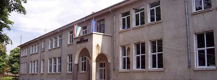 Бомба самоделка избухна в училището в Сунгурларе (ОБЗОР)