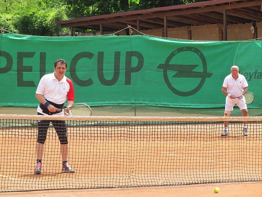 Гигов и Божинов стигнаха до полуфинал на НТЛ