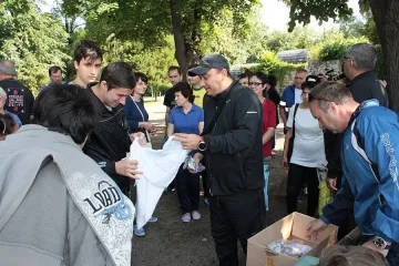 Кмет и общинари събраха 200 чували с боклук от брега на Дунав