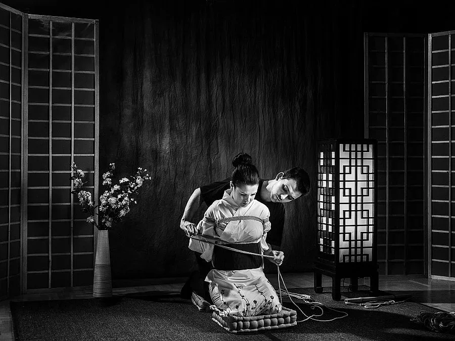 Шибари - изкуството на връзването