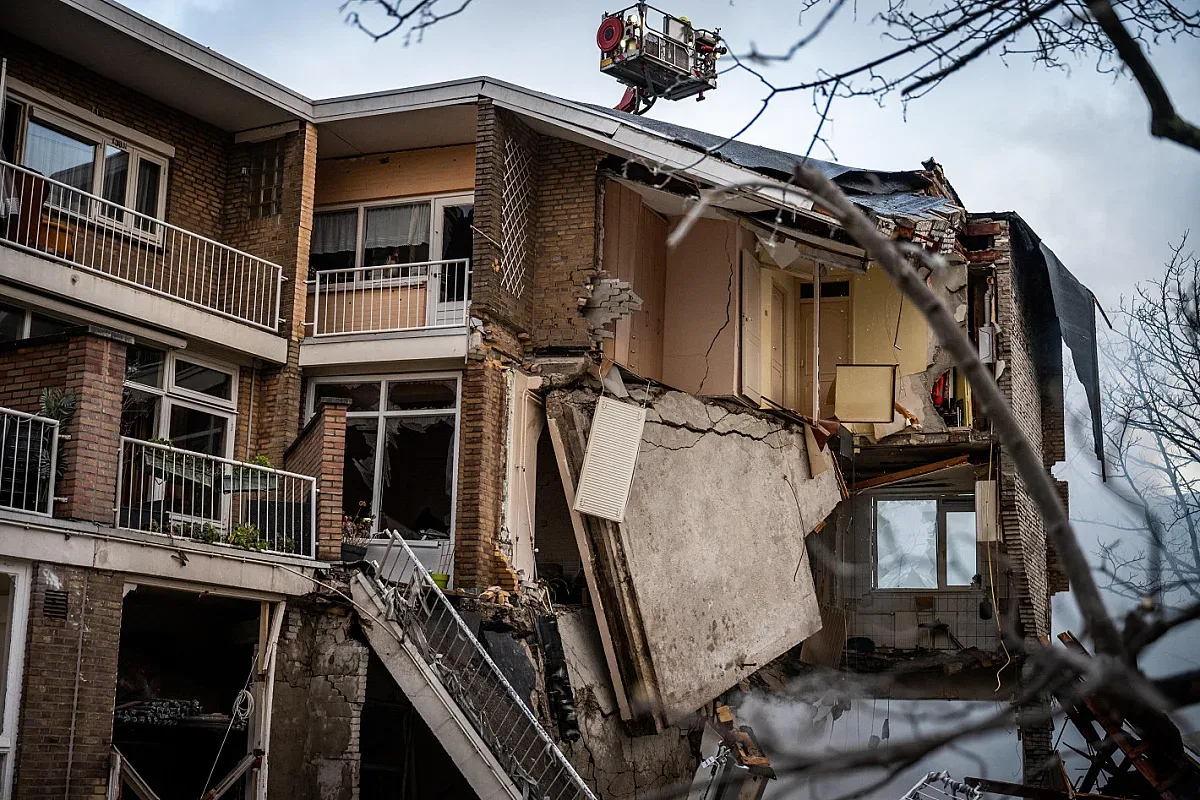 Кошмар в Нидерландия! Хора са под руините