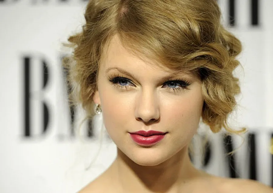 Тейлър Суифт детронира Бионсе