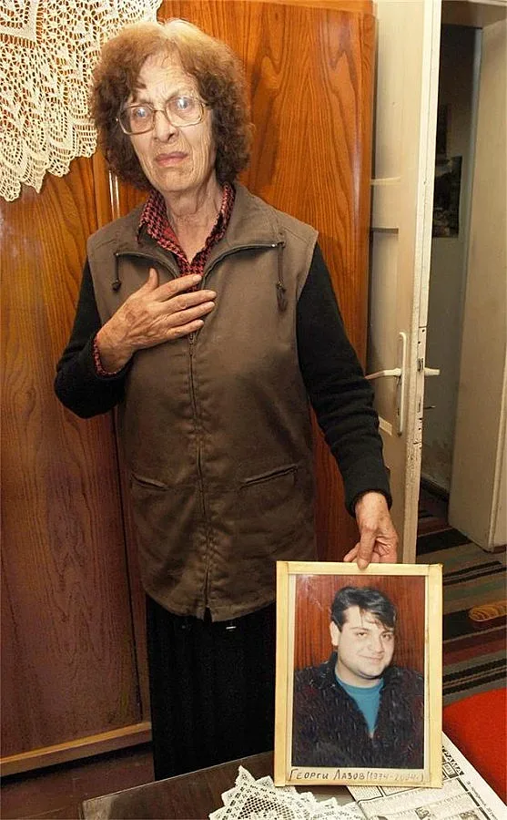 Отиде си майката на обезглавения в Ирак Георги Лазов