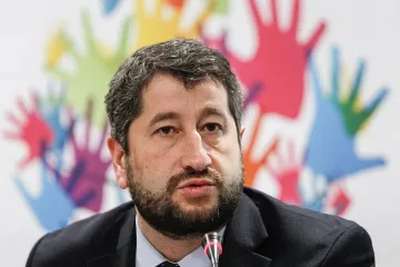 ВСС докладва Христо Иванов на премиера