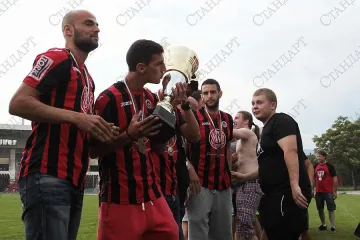 "Железните" се сбогуваха с бомби (СНИМКИ)