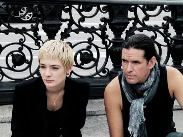 Закуска на тревата пред "Сфумато"