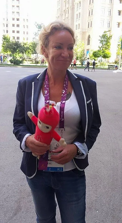 Волейболистите със серенада за Мария