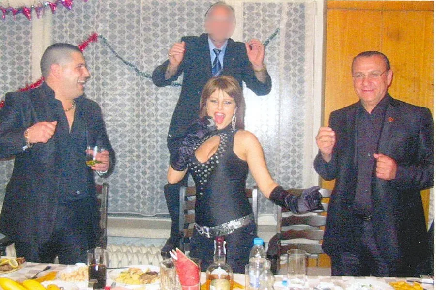 Ректор си докара хонорари за 1 млн.