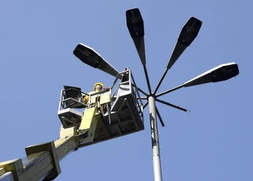 Заплатите в София  с 37% по-високи