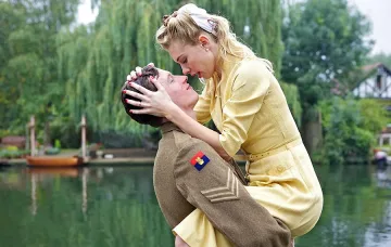 Любов по време на война (ВИДЕО)