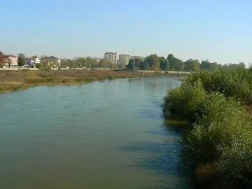 Труп на жена изплува от Марица