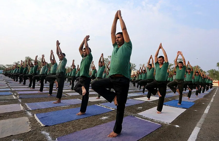 Индийският премиер участва в международния ден на йогата