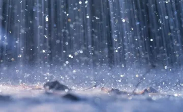 Жълт код за валежи е обявен в пет области на страната