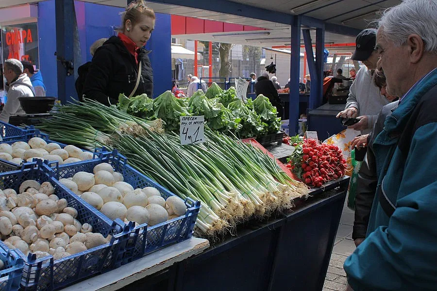 Хайки по борсите и пазарите за плодове