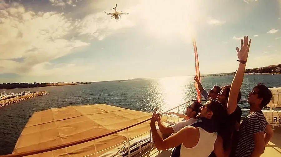 Селфи с дрон на плажа