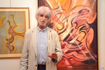 Никола Манев: Нося малко радост, не търся интерес