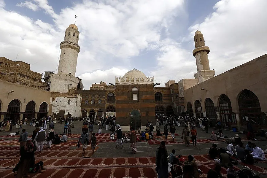 Кола-бомба се взриви в столицата на Йемен