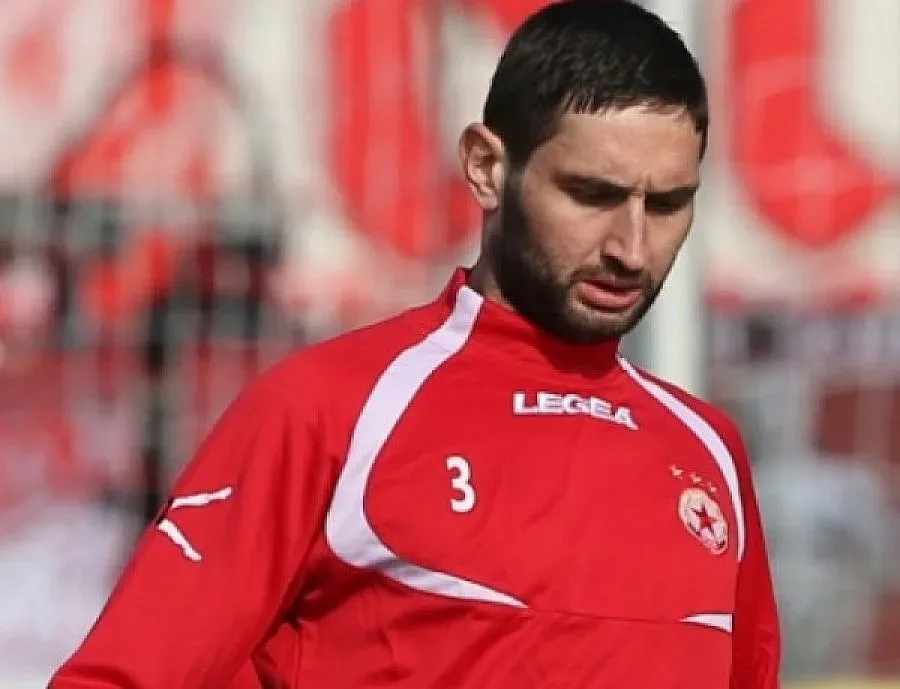 "Син" и "червен" възраждат "Хебър"