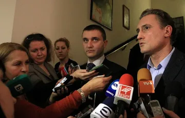 Бизнесът спира производства за час заради по-скъп ток