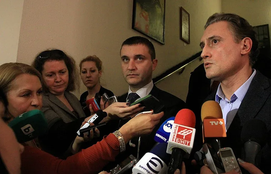 Бизнесът спира производства за час заради по-скъп ток