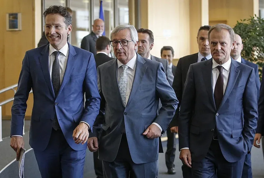 Юнкер: Ципрас лъже гърците