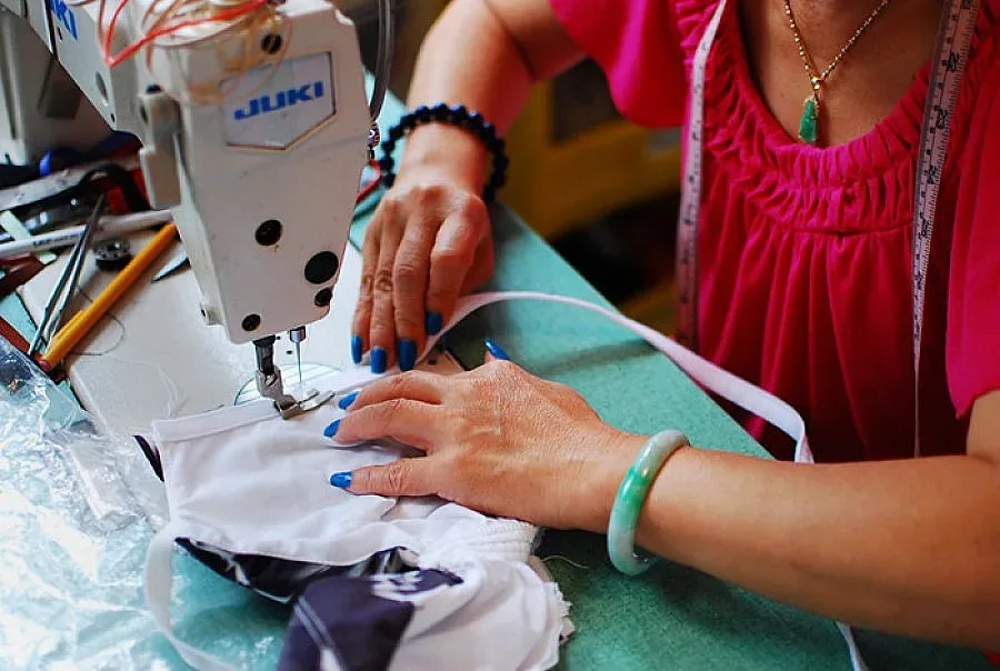 Набират шивачки с море без пари