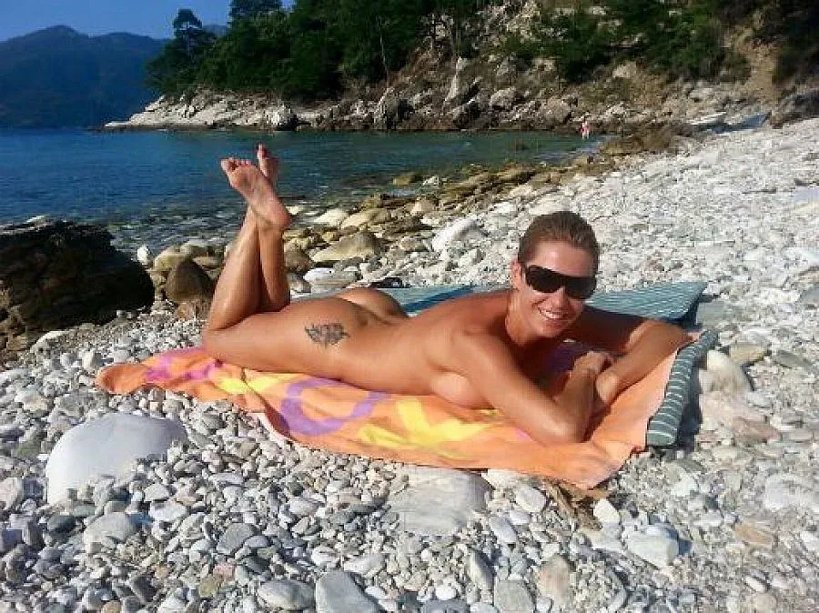 Попфолкът откри нуди сезона