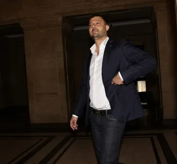 Бареков с близо 4 млн. лв. по-богат