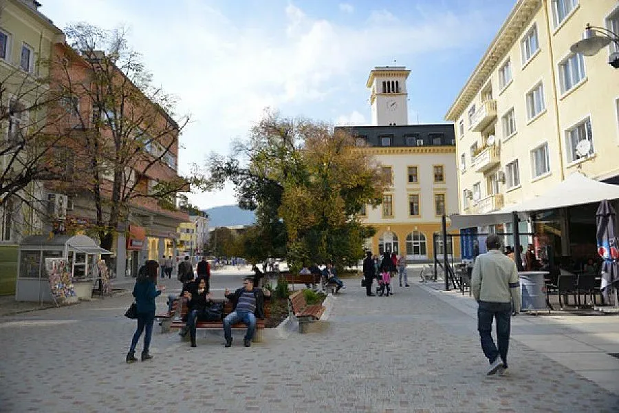 Община Сливен уреди безплатен интернет в центъра на града