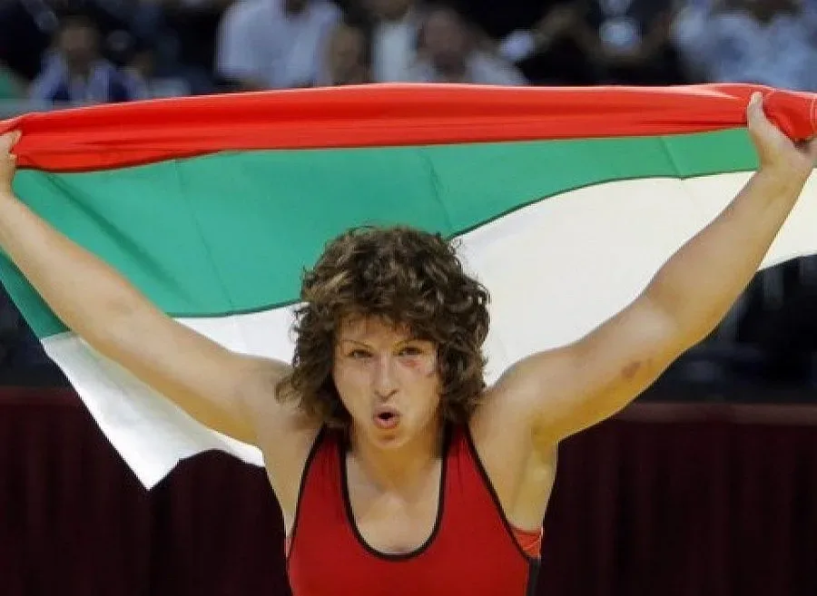 Тушираха Станка Златева в Баку