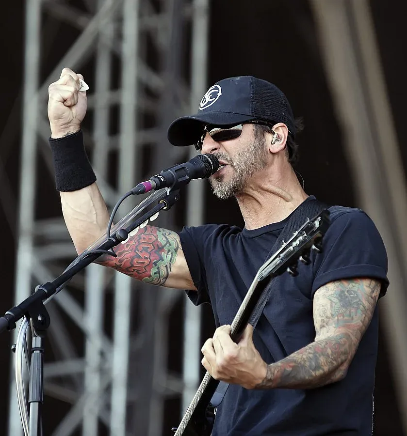 Патица и риба тон за "Годсмак"