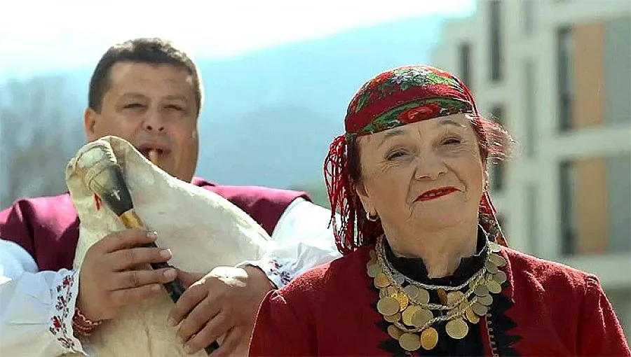 Валя Балканска съди Холивуд