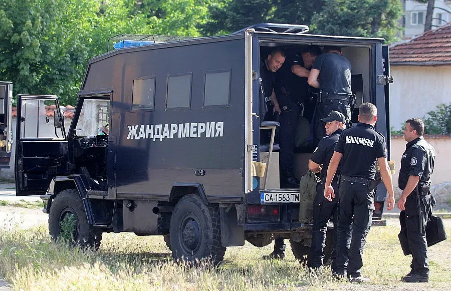 25 души са задържани при полицейската акция в "Орландовци"
