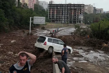 Щети за десетки милиони след наводнението в Тбилиси
