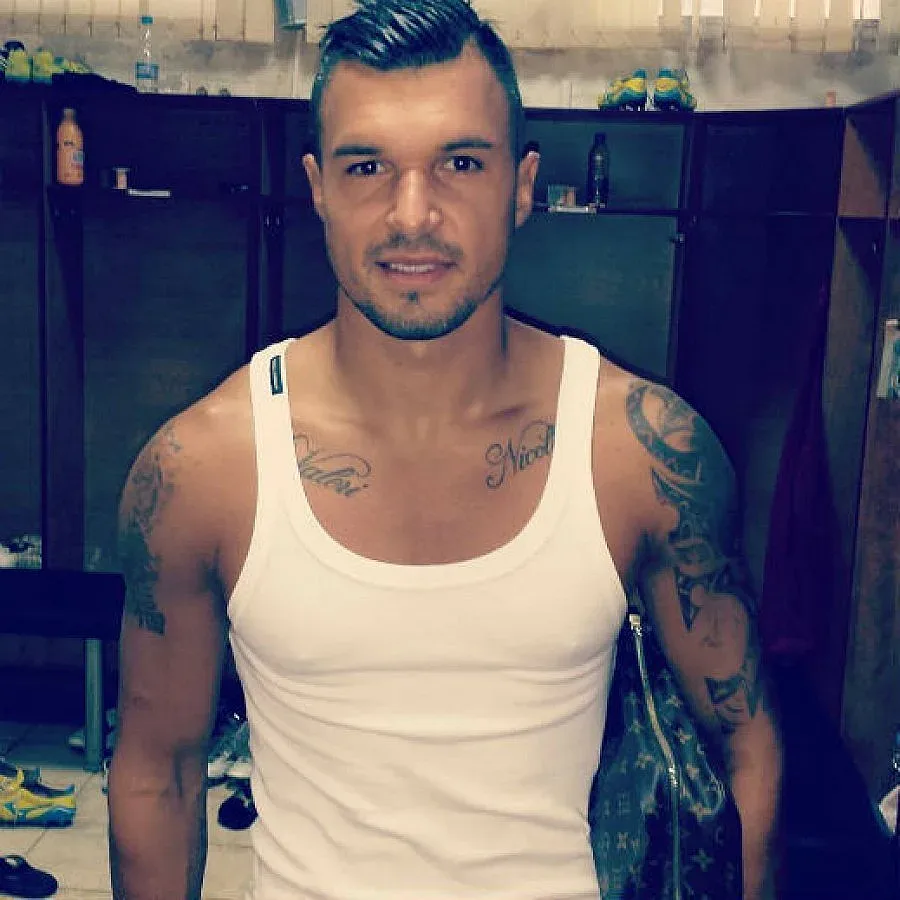 Божинов става "гробар"