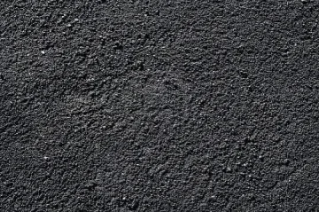 Ремонтът на 11-километровия път приключва до месец