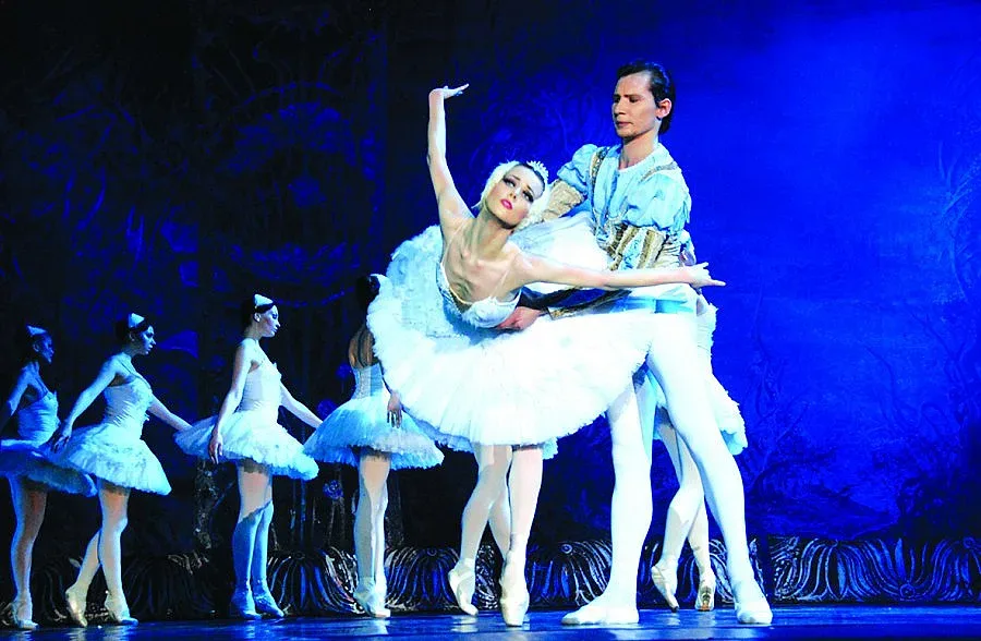 Всички обичат черния лебед