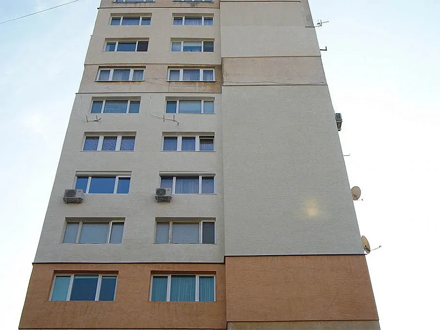 51% от съседите решават за реклами върху блока