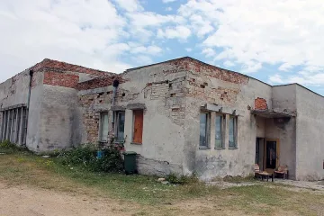 Ремонтират читалището в Ябълковец