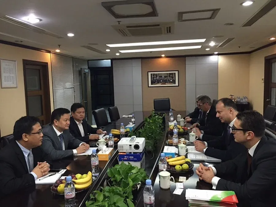 Китайска компания иска да произвежда оптични кабели у нас