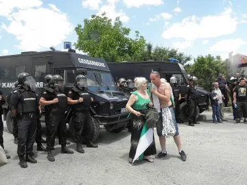 Видеокамери следят за крадци в Гърмен